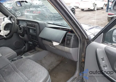 1998 Jeep Cherokee Classic/Sport z USA, uszkodzony, nr VIN 1J4FJ68S6WL210720